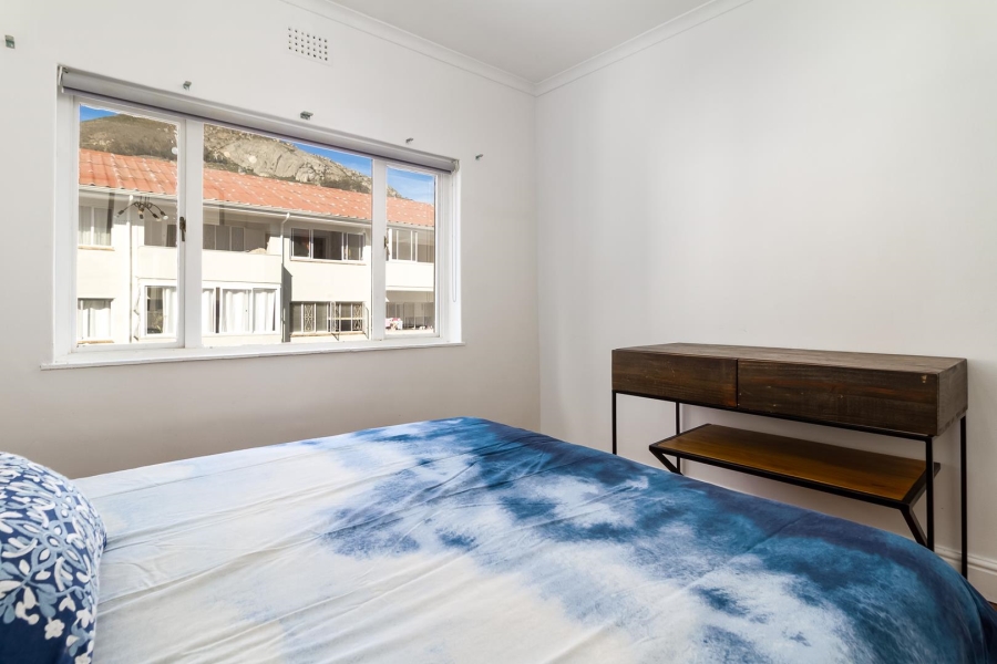 1 Bedroom Property for Sale in Sea Point Western Cape